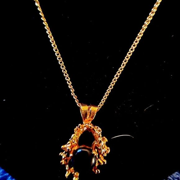 Vtg Black Oval Cabochon Textured Necklace - Picture 4 of 4